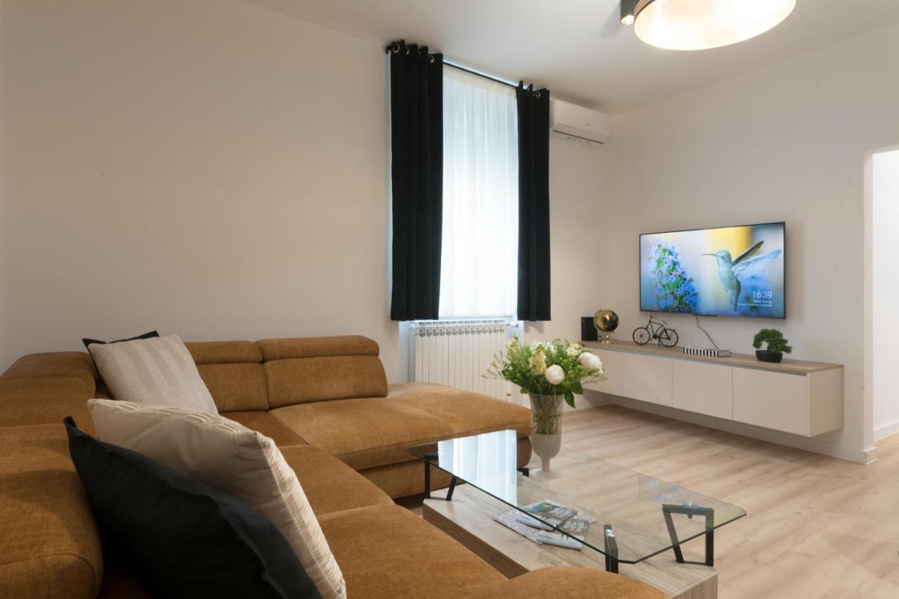 Apartment Palazzo, Zagreb Town Centre Exterior photo
